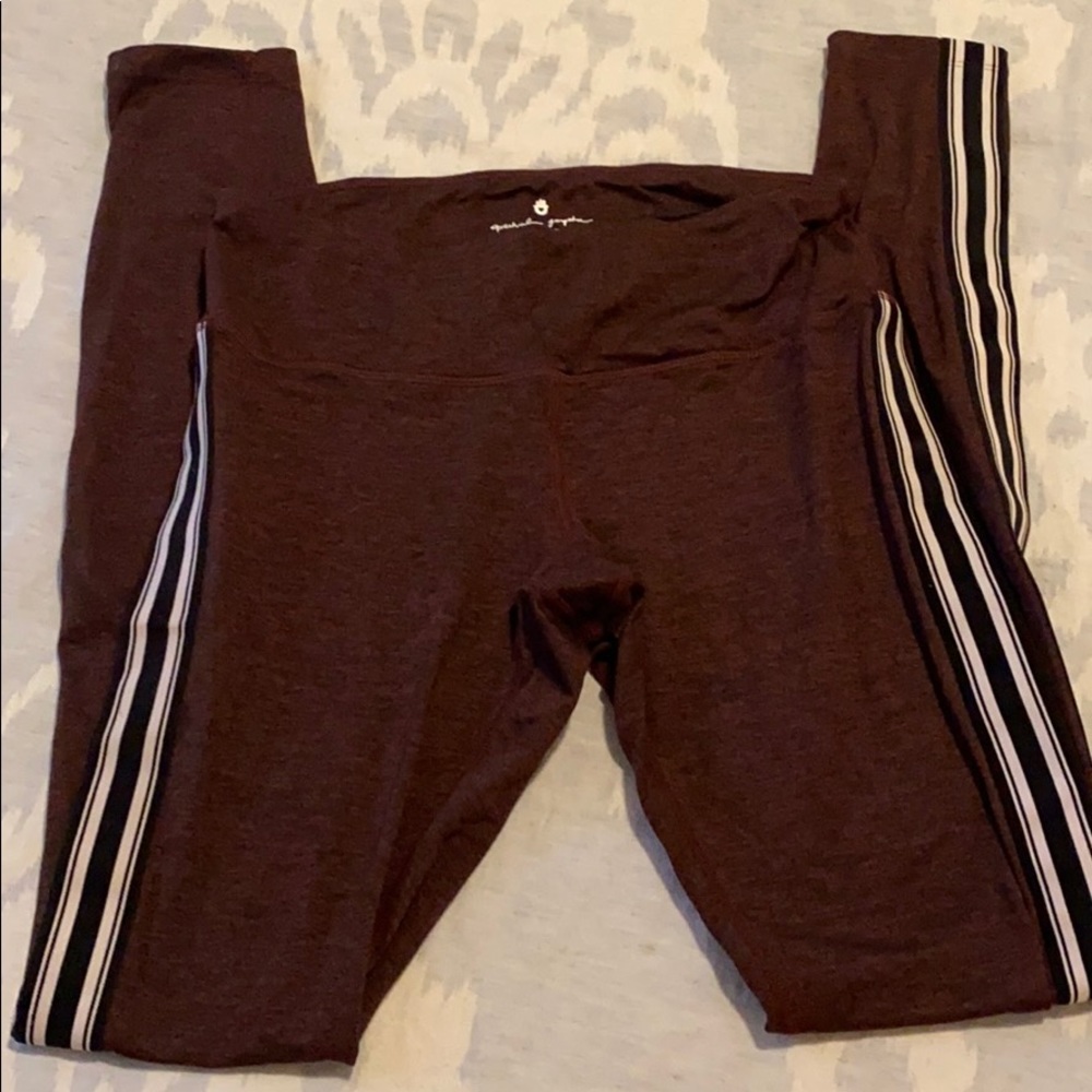 Spiritual Gangster yoga pants black stripe
